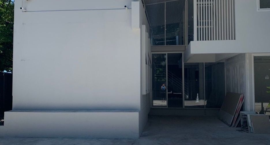 Oficina en alquiler en Watthana, Bangkok