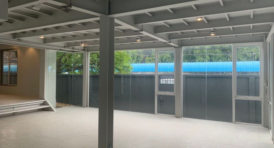 Oficina en alquiler en Watthana, Bangkok