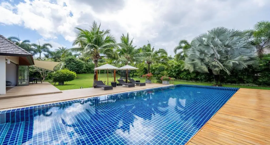 For sale 4 bedrooms villa in Thalang, Phuket