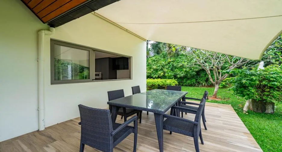 For sale 4 bedrooms villa in Thalang, Phuket