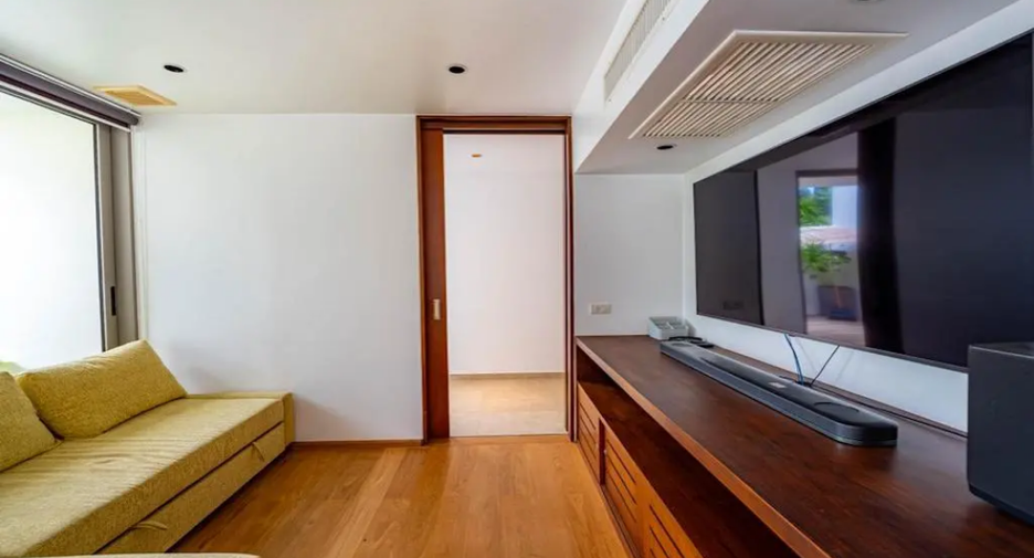 For sale 4 bedrooms villa in Thalang, Phuket