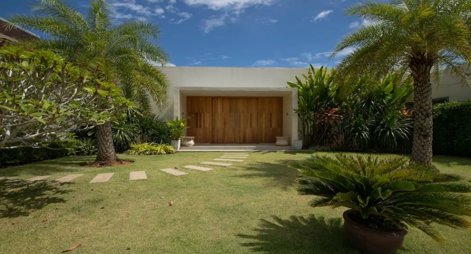 For sale 4 bedrooms villa in Thalang, Phuket