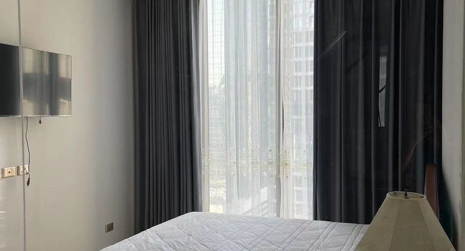 For rent 2 bedrooms condo in Huai Khwang, Bangkok