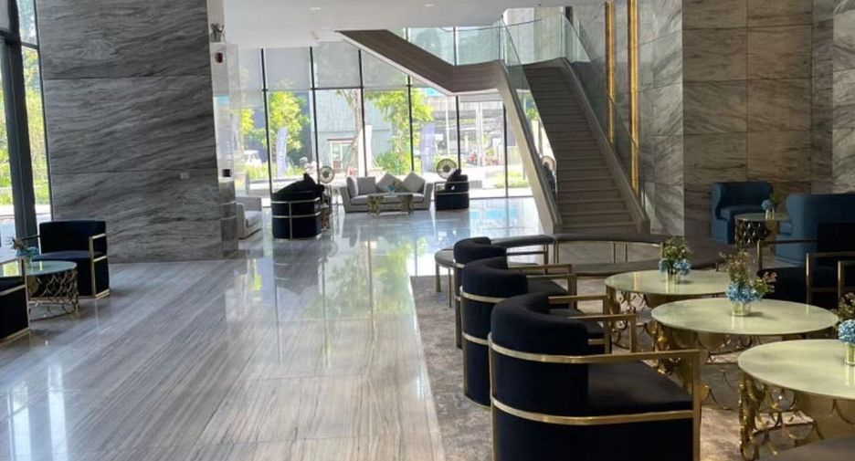 For rent 2 bedrooms condo in Huai Khwang, Bangkok