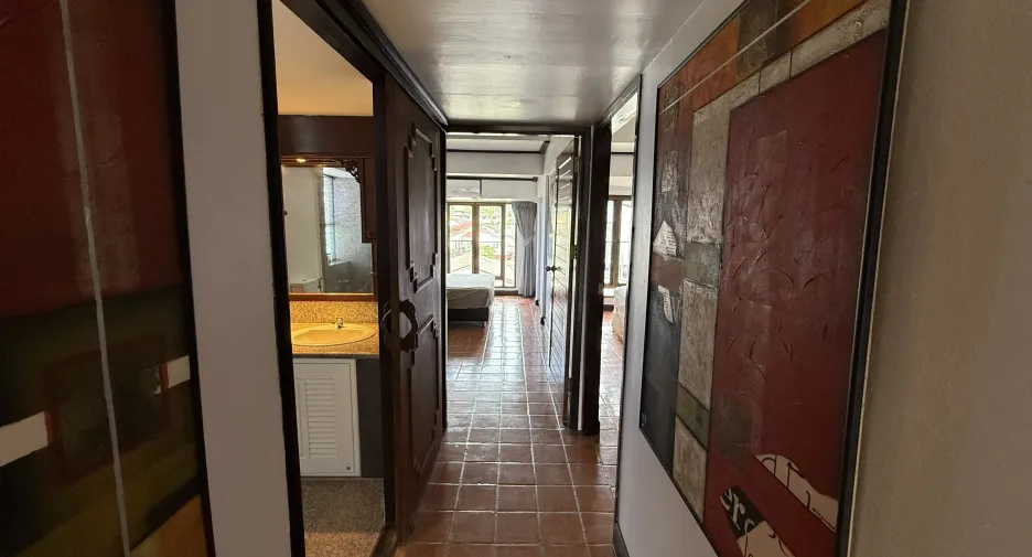 For sale 2 bedrooms condo 