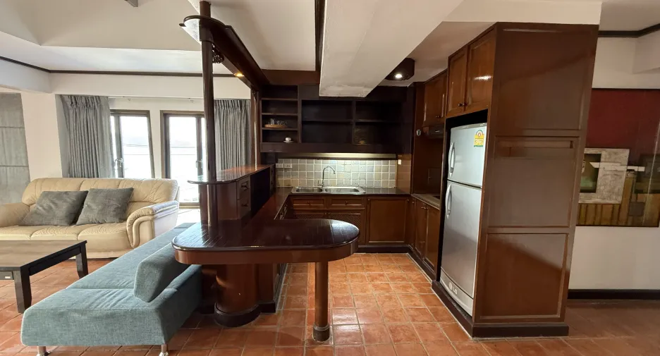 For sale 2 bedrooms condo 