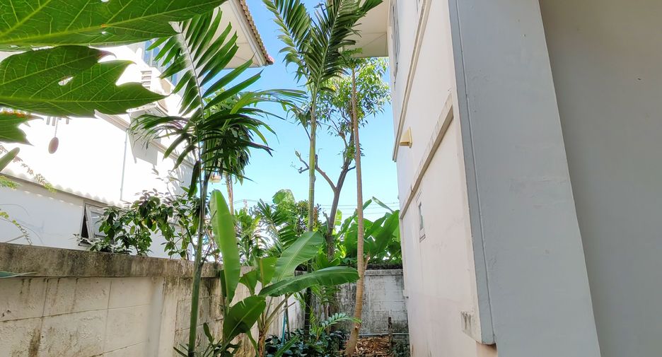 Casa en venta de 3 habitaciones en Khlong Sam Wa, Bangkok