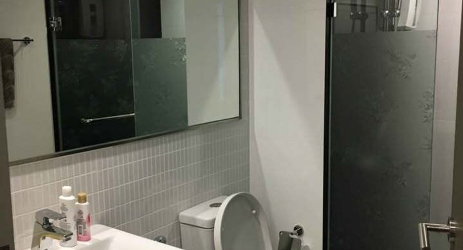 For rent 1 bed condo in Phra Khanong, Bangkok