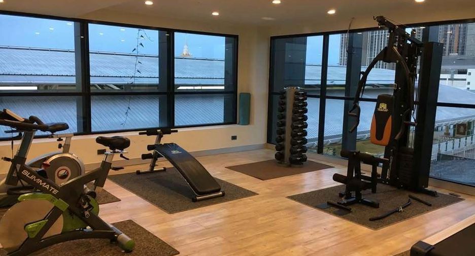 For rent 1 bed condo in Phra Khanong, Bangkok