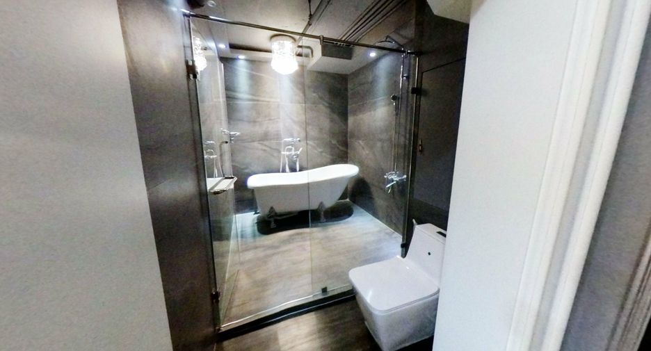 Wohnung zum Kauf und zur Miete mit 3 Zimmer in Khlong Toei, Bangkok