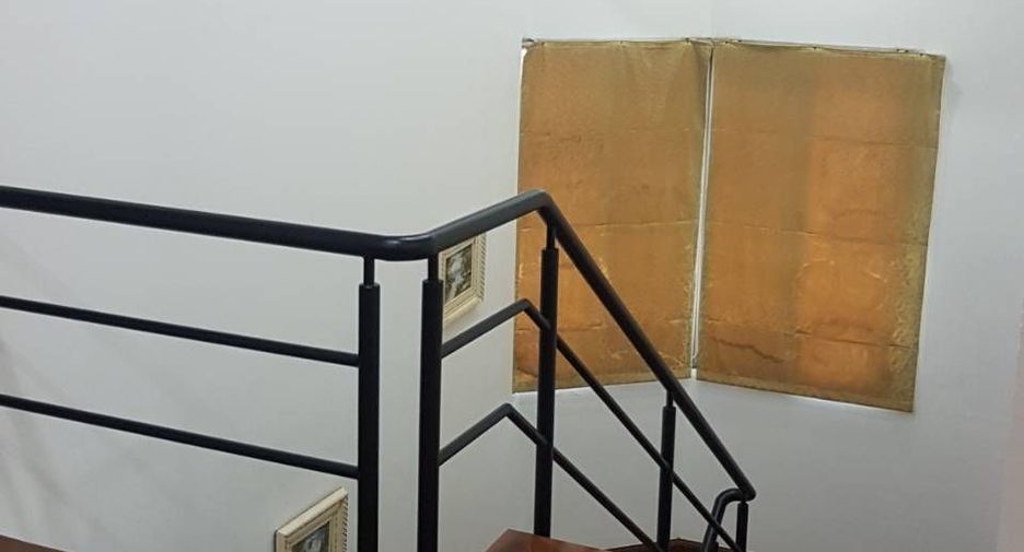 À vendre et à louer 3 chambres maison à Bang Lamung, Chonburi