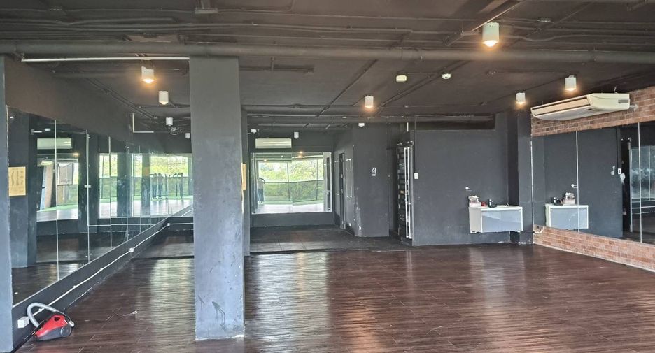 For rent office in Watthana, Bangkok