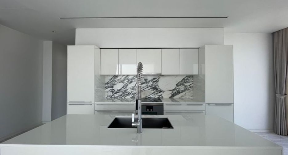 For rent 2 bedrooms condo in Bang Kho Laem, Bangkok