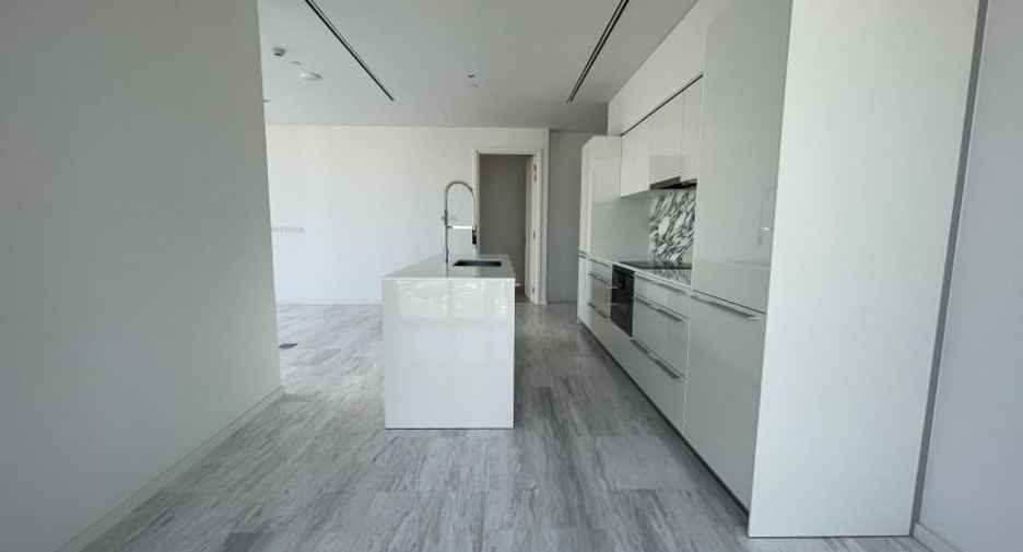 For rent 2 bedrooms condo in Bang Kho Laem, Bangkok
