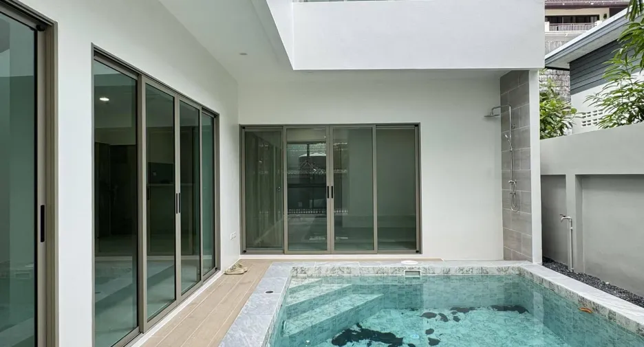 For sale 4 bedrooms villa in Kathu, Phuket