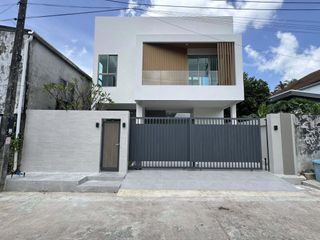 À vendre 4 chambres villa à Kathu, Phuket