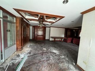 出租 4 卧室 联排别墅 在 Khlong Toei, 曼谷
