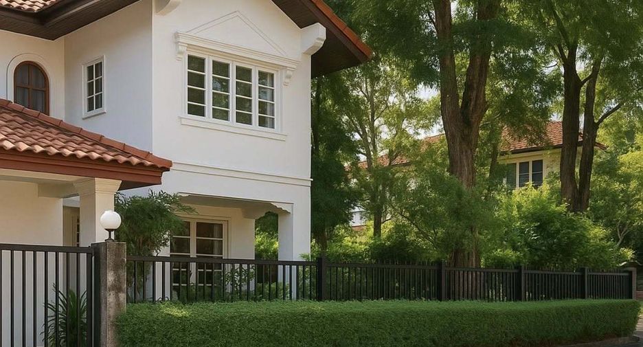 For sale 4 bedrooms house in Saphan Sung, Bangkok