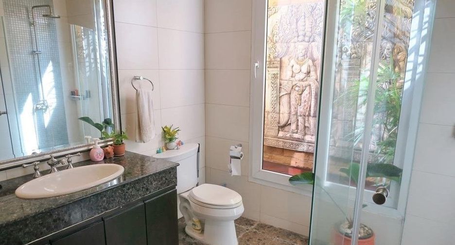 For sale 4 ベッドルーム villa in Bang Lamung, Chonburi