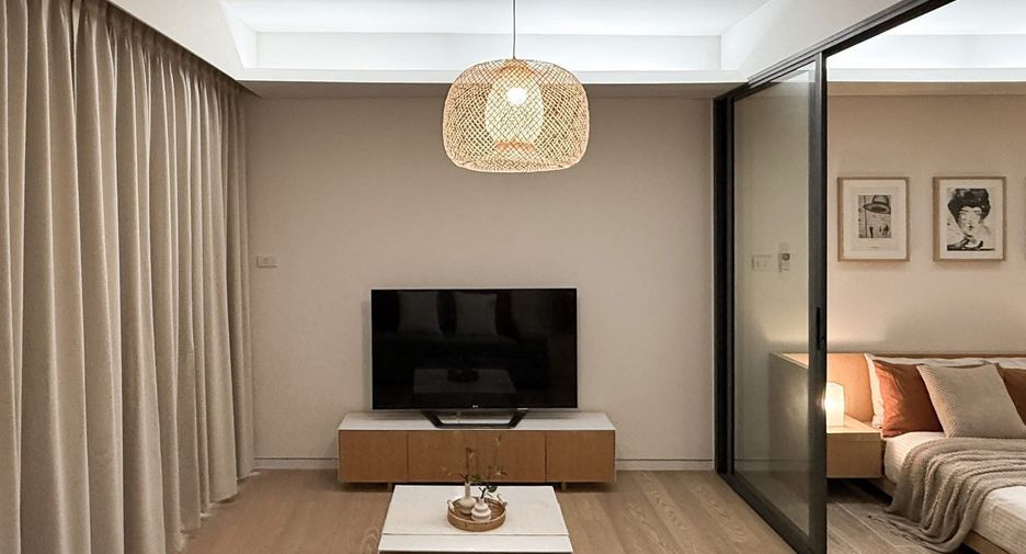 For rent 1 bed condo in Watthana, Bangkok