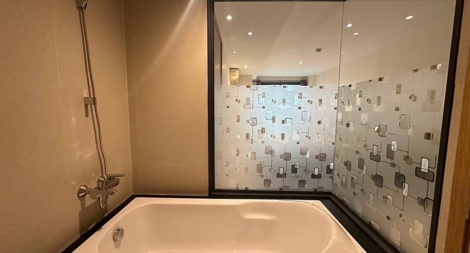For rent 1 Beds condo in Watthana, Bangkok