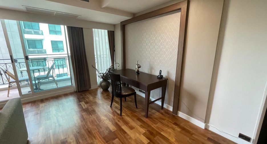 Wohnung zur Miete mit 3 Zimmer in Khlong Toei, Bangkok