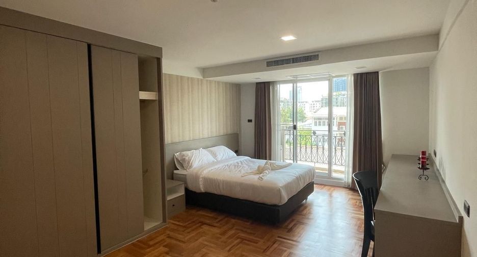 Wohnung zur Miete mit 3 Zimmer in Khlong Toei, Bangkok