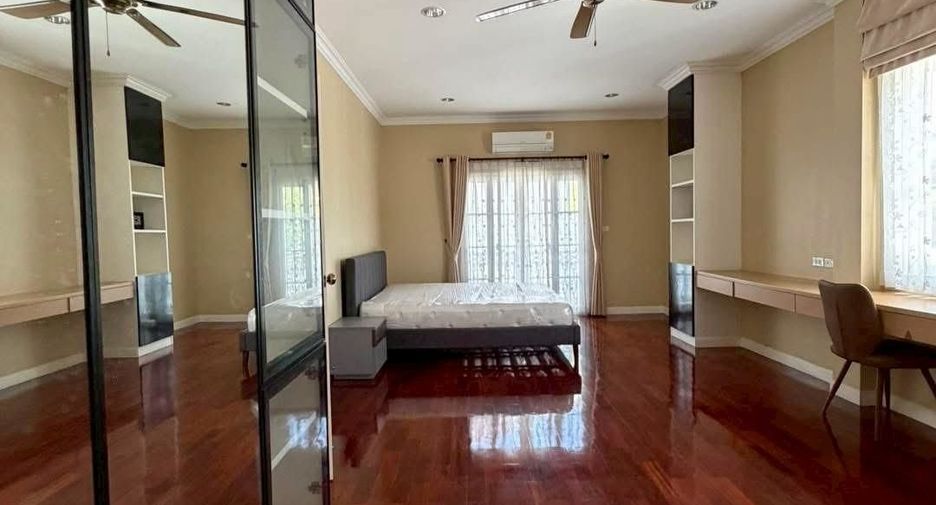 Villa zum Kauf und zur Miete mit 4 Zimmer in Bang Na, Bangkok