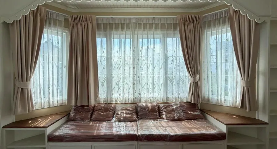 Villa zum Kauf und zur Miete mit 4 Zimmer in Bang Na, Bangkok