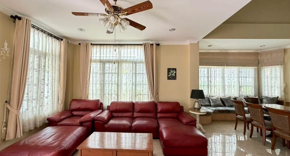 Villa zum Kauf und zur Miete mit 4 Zimmer in Bang Na, Bangkok