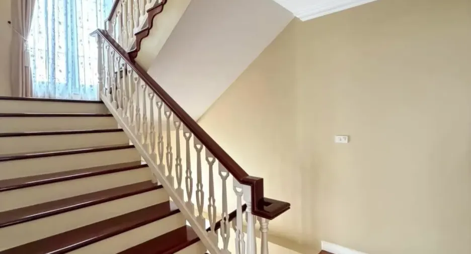 Villa zum Kauf und zur Miete mit 4 Zimmer in Bang Na, Bangkok