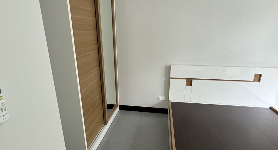 For sale 1 bed condo in Chom Thong, Bangkok