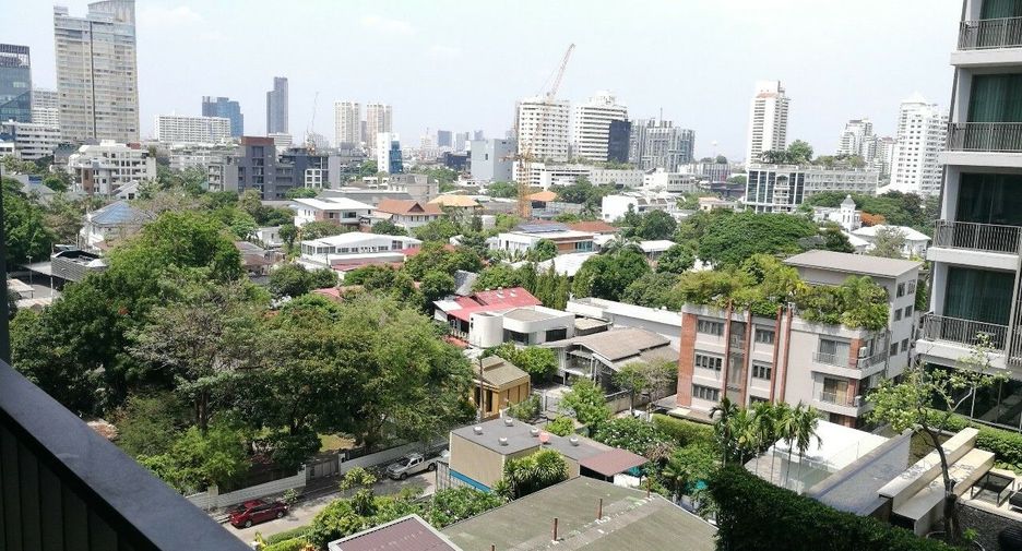 For rent 1 bed condo in Watthana, Bangkok