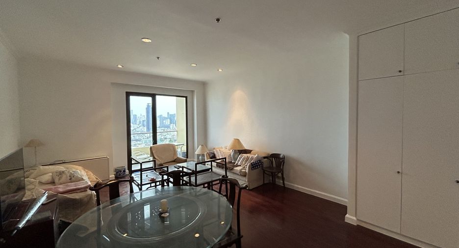 For sale 1 bed condo in Khlong San, Bangkok