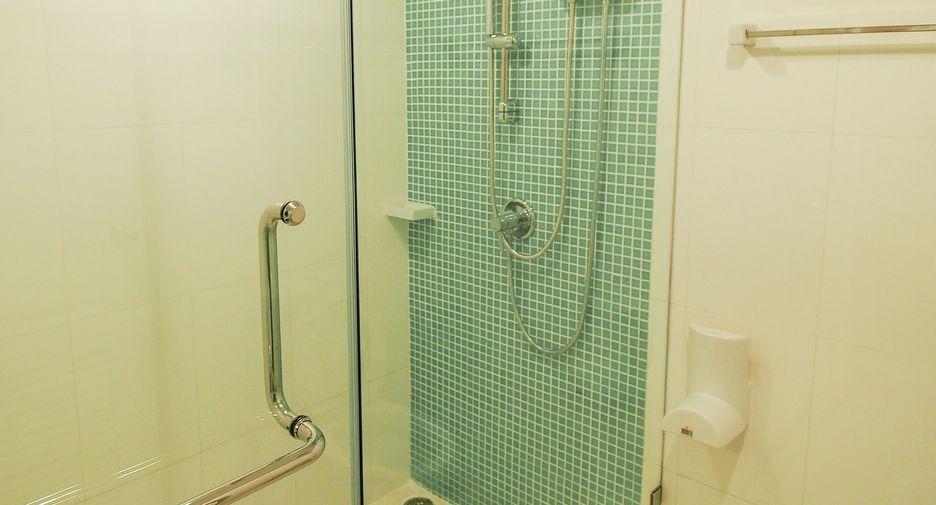 Wohnung zum Kauf und zur Miete mit 4 Zimmer in Sathon, Bangkok