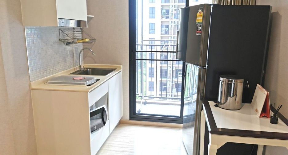 For rent 2 bedrooms condo in Bang Phlat, Bangkok