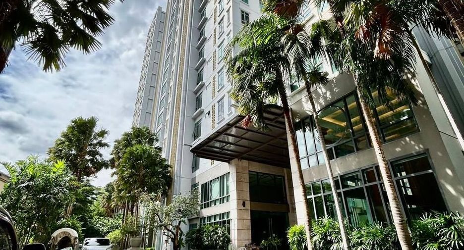 Wohnung zur Miete mit 2 Zimmer in Phra Khanong, Bangkok