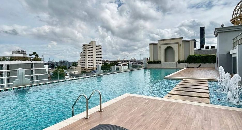 Wohnung zur Miete mit 2 Zimmer in Phra Khanong, Bangkok