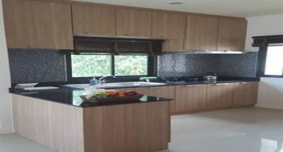 Casa en venta de 3 habitaciones en Sattahip, Chonburi