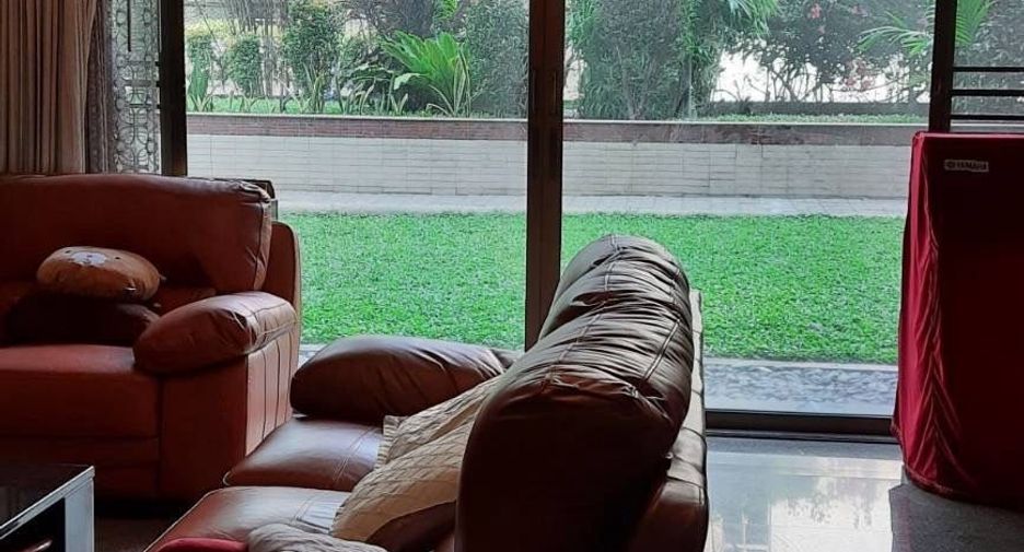 For sale 2 bedrooms condo in Pathum Wan, Bangkok