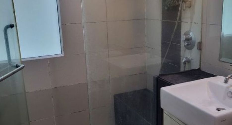 For rent 1 bed condo in Ratchathewi, Bangkok