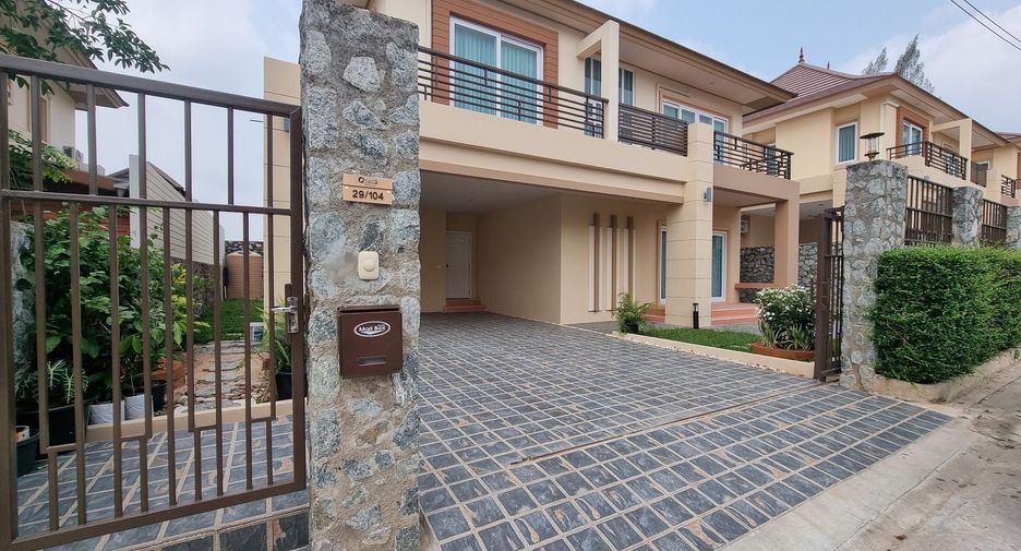 For sale and for rent 4 bedrooms house in Bang Lamung, Chonburi