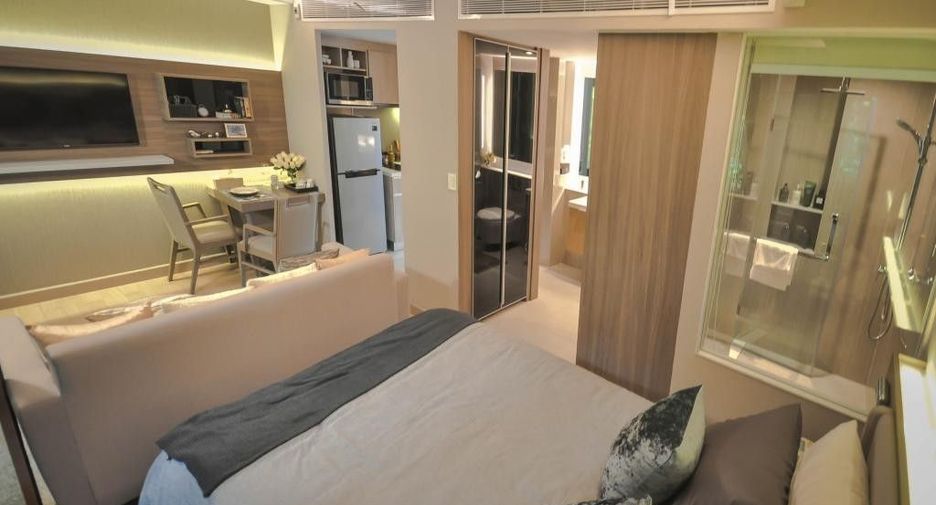 For sale 1 bed condo in Khlong Toei, Bangkok