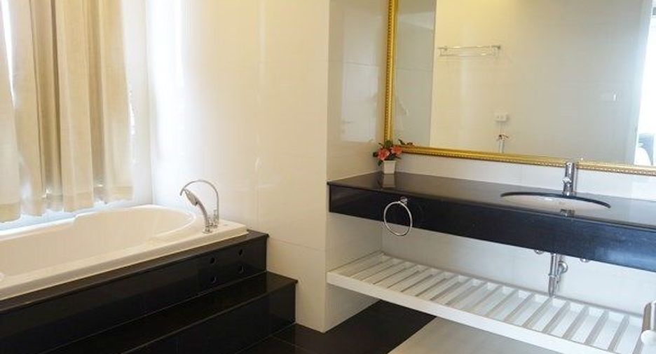 À vendre 2 chambres condo à Bang Lamung, Chonburi
