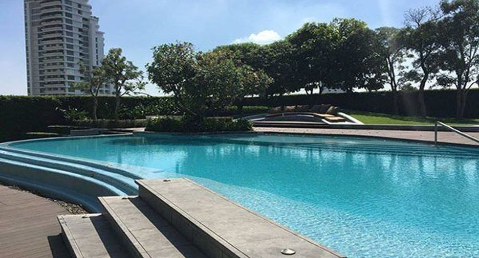 For rent 2 bedrooms condo in Watthana, Bangkok