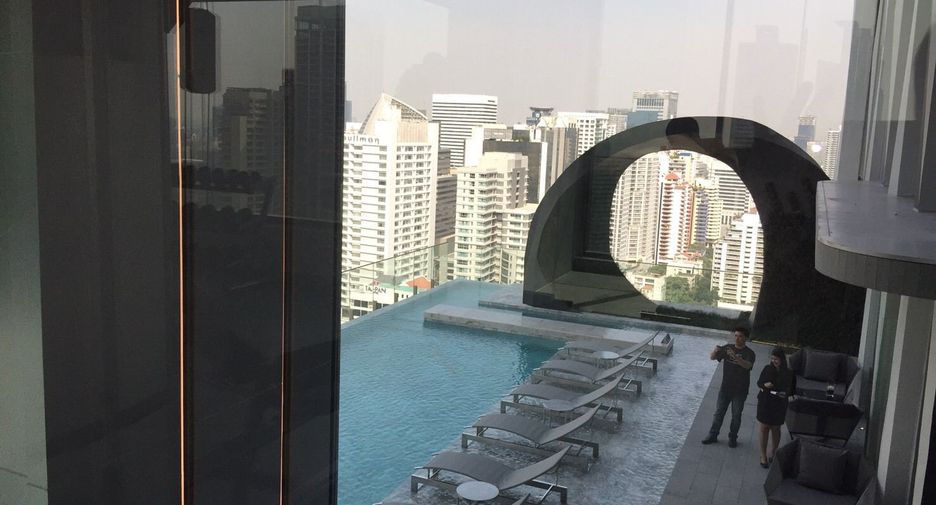 For rent 1 bed condo in Khlong Toei, Bangkok