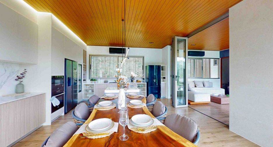 For sale 4 bedrooms villa in Thalang, Phuket