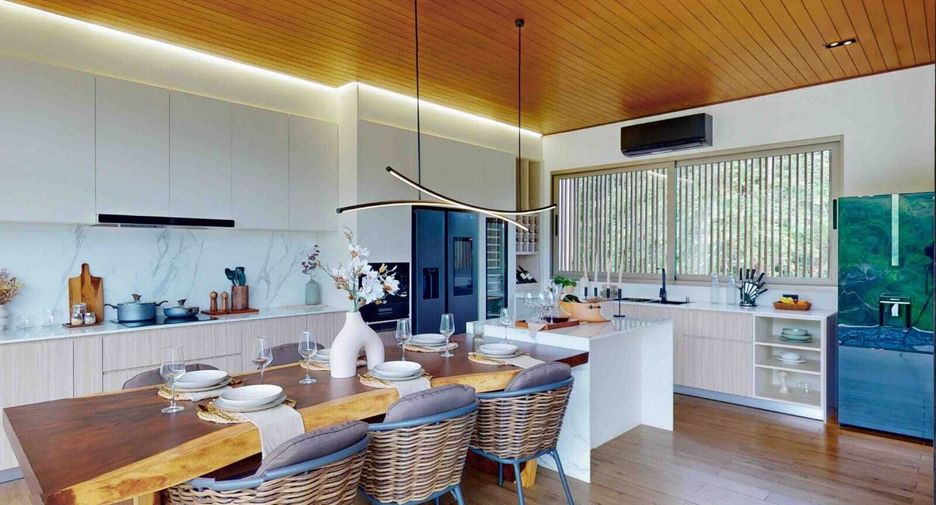 For sale 4 bedrooms villa in Thalang, Phuket