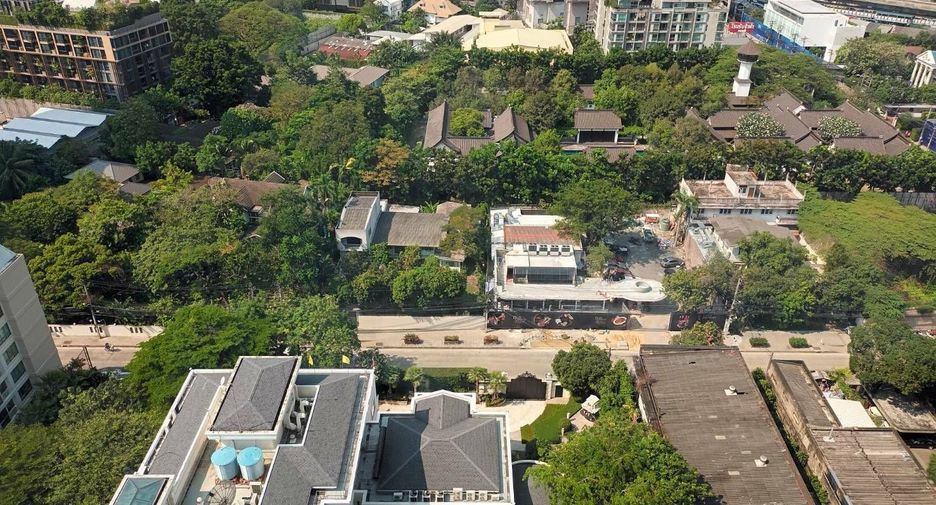 Wohnung zum Kauf und zur Miete mit 2 Zimmer in Khlong Toei, Bangkok
