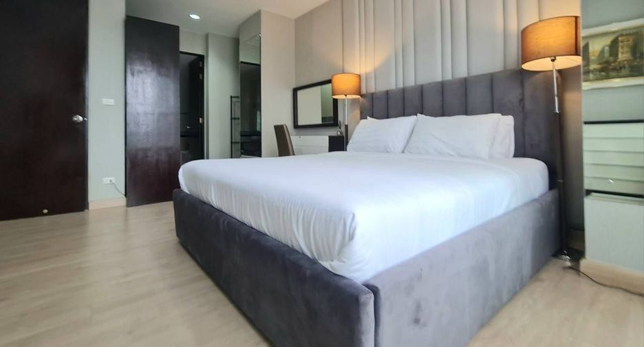À vendre 2 chambres condo à Khlong Toei, Bangkok